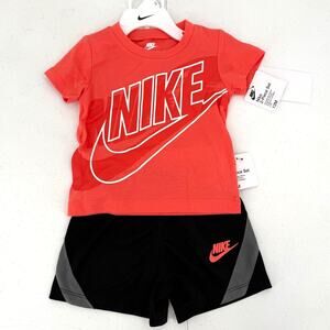 NWT Nike Unisex Toddler Baby Coral/Black, 2 Piece Athletic Set, Size 12 Months